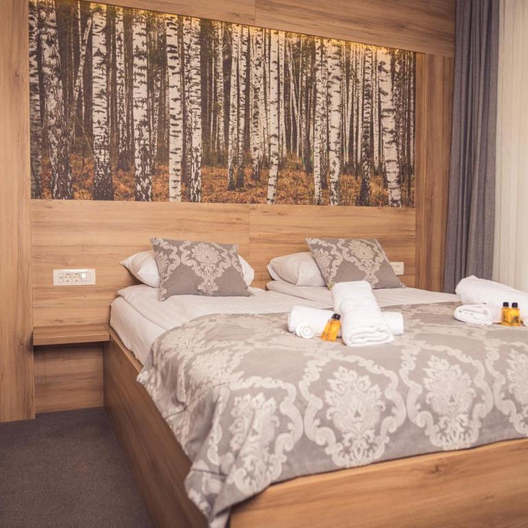 Hotel Tazz - River Front Oasis Collection - Standard Double Room - 2