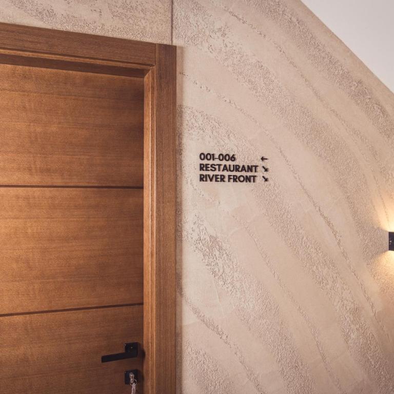 Hotel Tazz - River Front Oasis Collection - Superior Double Room - 18