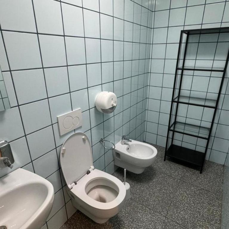 La Controra Hostel Naples - Posto Letto in Dormitorio Misto con 6 Letti - 3