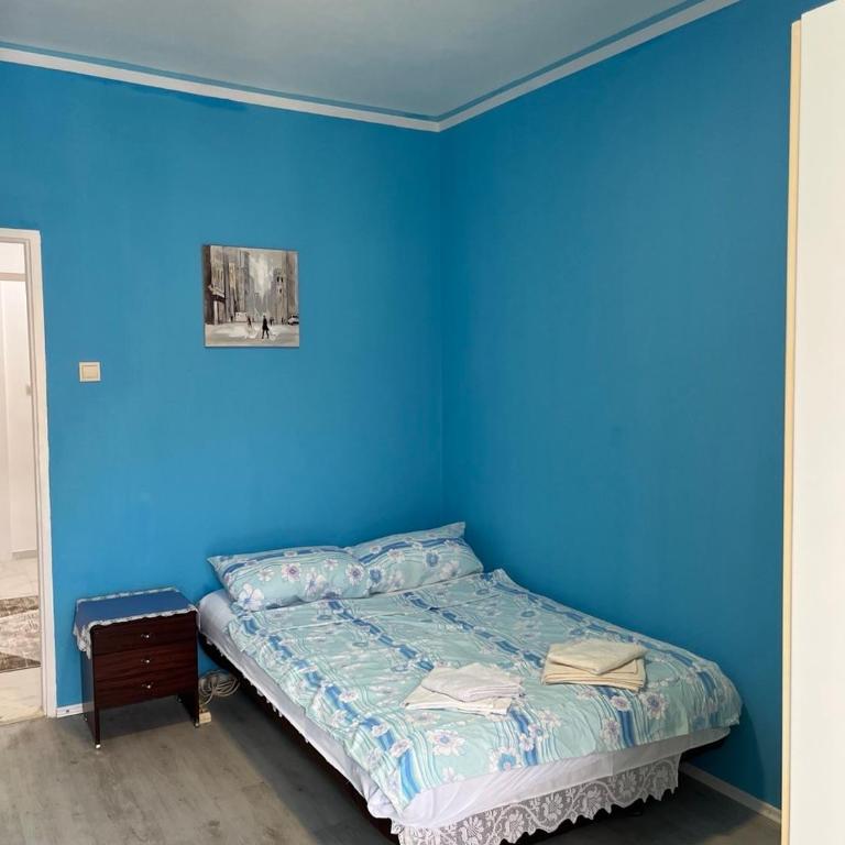 Apartman Katarina - Kanli Kula - Three-Bedroom Apartment with Balcony - 11
