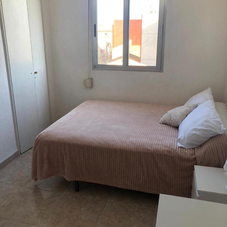 Flat close to beach perfect for families and groups - Actor Mauri 18 - Apartamento - 12