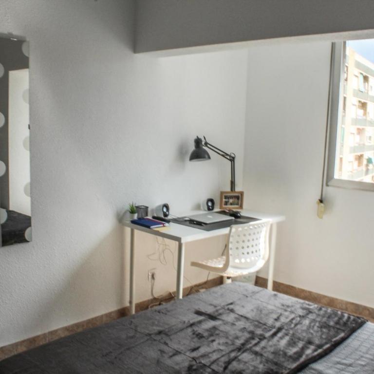Flat close to beach perfect for families and groups - Actor Mauri 18 - Apartamento - 18