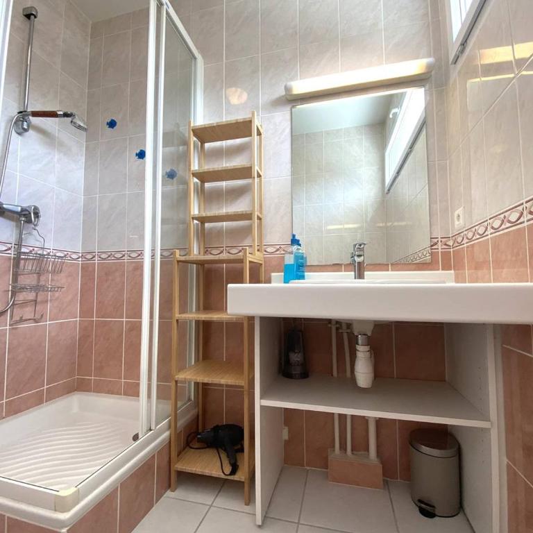Appartement central avec WIFI, parking à Perros-Guirec - FR-1-368-431 - Apartment - 14