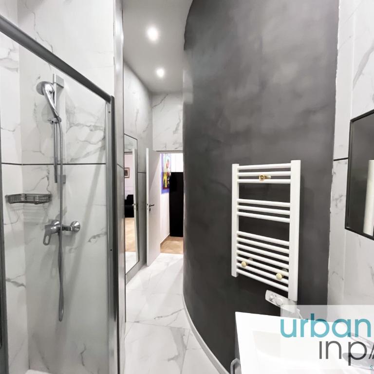 Urban Flat 72 - Pretty 3 Bedroom Flat - Triangle d Or - Appartement - 17