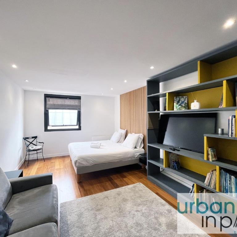 Urban Flat 168 - Spacious 1-Bedroom Apartment in Paris - Apartment - 1