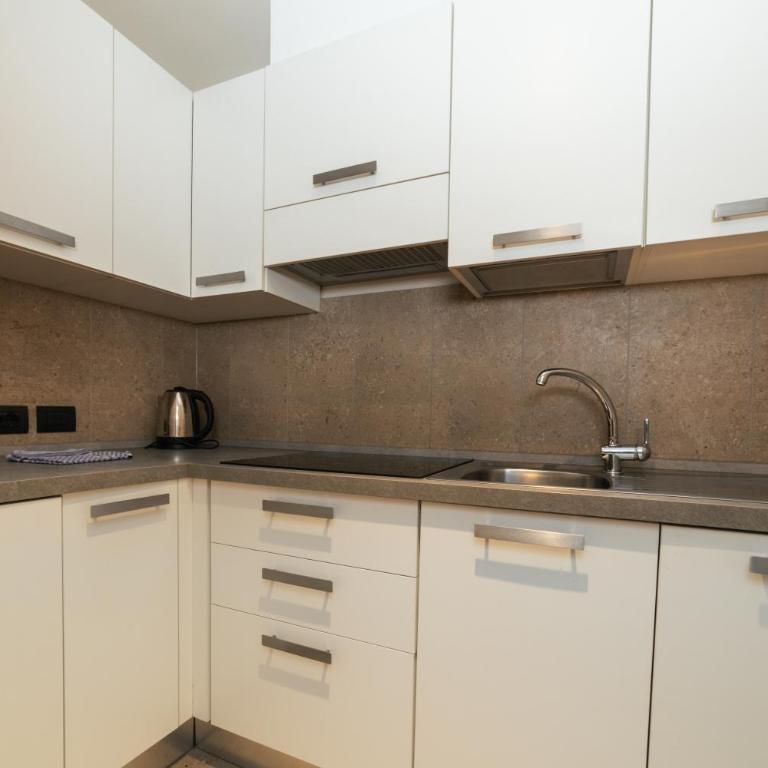 Lüch Da Pćëi - Large One-Bedroom Apartment (4 Adults) - 9