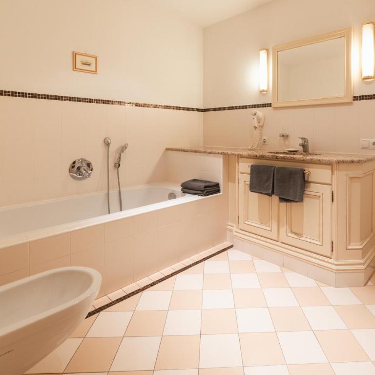 Lüch Da Pćëi - Large One-Bedroom Apartment (4 Adults) - 23