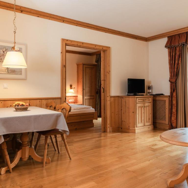 Lüch Da Pćëi - Large One-Bedroom Apartment (4 Adults) - 20
