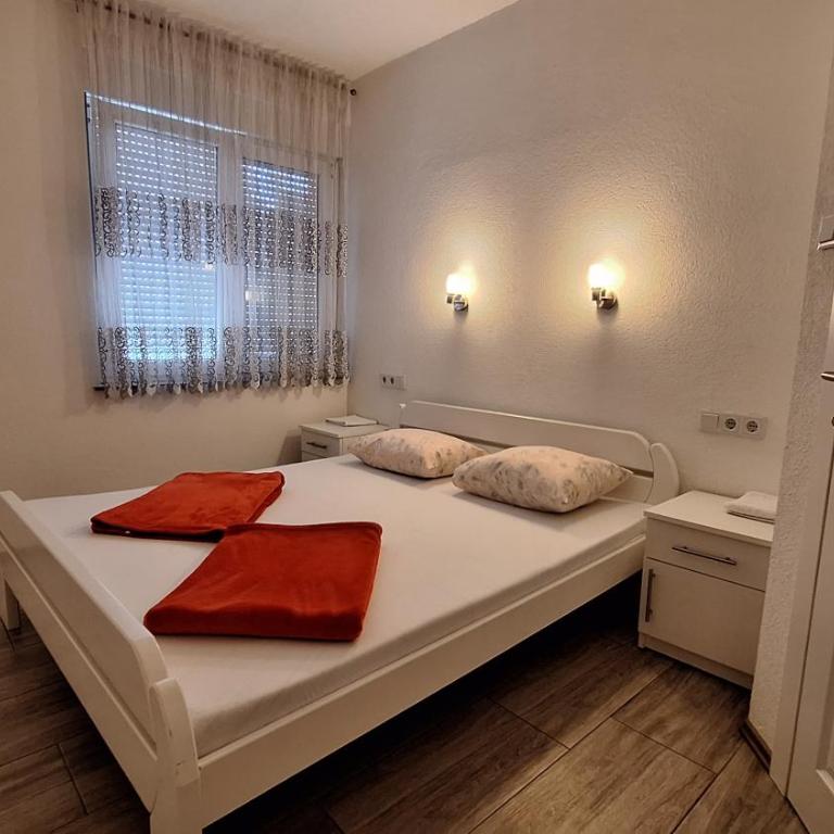 KAĆA APARTMANI 1 - Apartman sa 3 Spavaće Sobe - 26