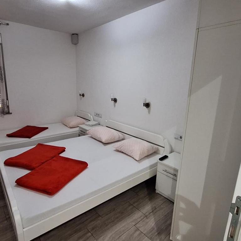KAĆA APARTMANI 1 - Apartman sa 3 Spavaće Sobe - 29