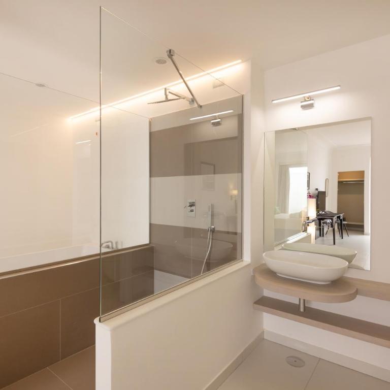 Casa Giuliani Capri - Suite Deluxe con Vasca Idromassaggio - 17
