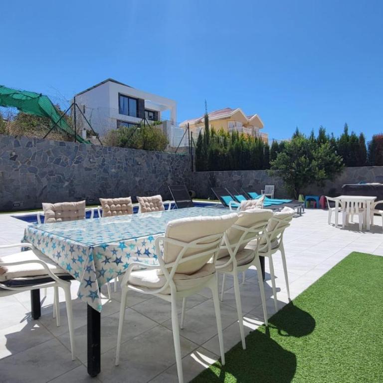 Villa en Pla Roig - Casa de 5 dormitorios - 8