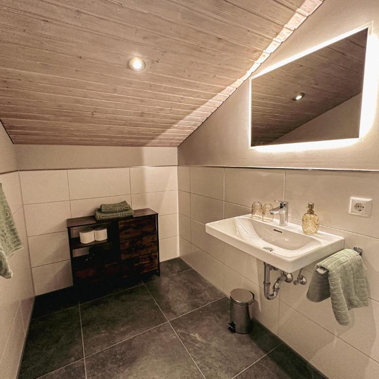 Appartementhaus Neumann - One-Bedroom Apartment - 9