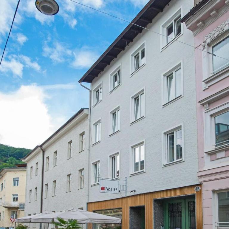 Salzburg Apartments - Deluxe Apartment mit 2 Schlafzimmern - 1