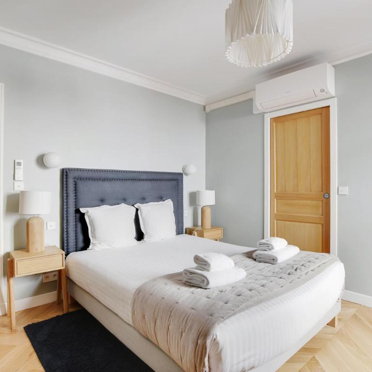 Pick A Flat's Apartments in Montmartre - Rue Lepic - Appartement 2 Chambres - 13
