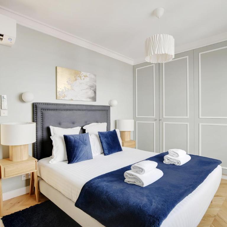 Pick A Flat's Apartments in Montmartre - Rue Lepic - Appartement 2 Chambres - 15
