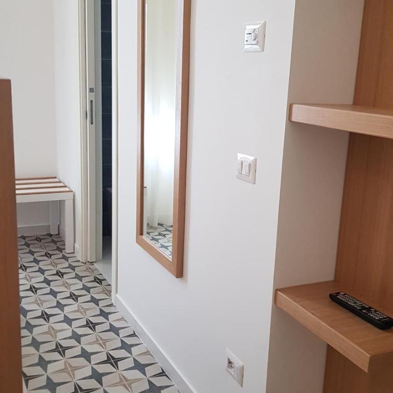 Hotel Dania - Deluxe Double or Twin Room with Balcony - 8