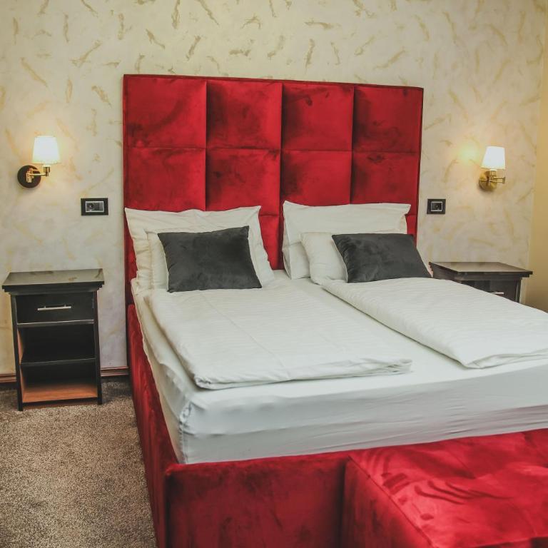 PLEASURE APARTMENTS - Deluks Dvokrevetna Soba sa Bračnim Krevetom - 8
