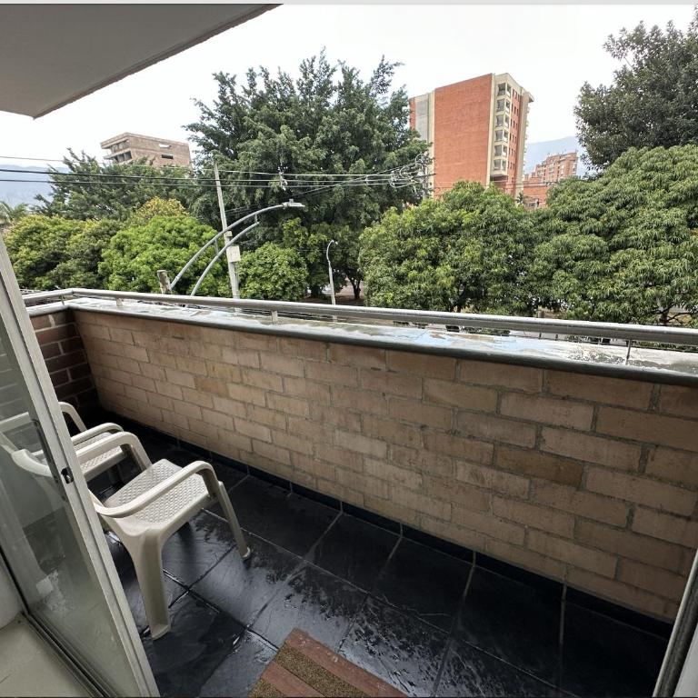 Acogedor apartamento en Laureles - Two-Bedroom Apartment - 5