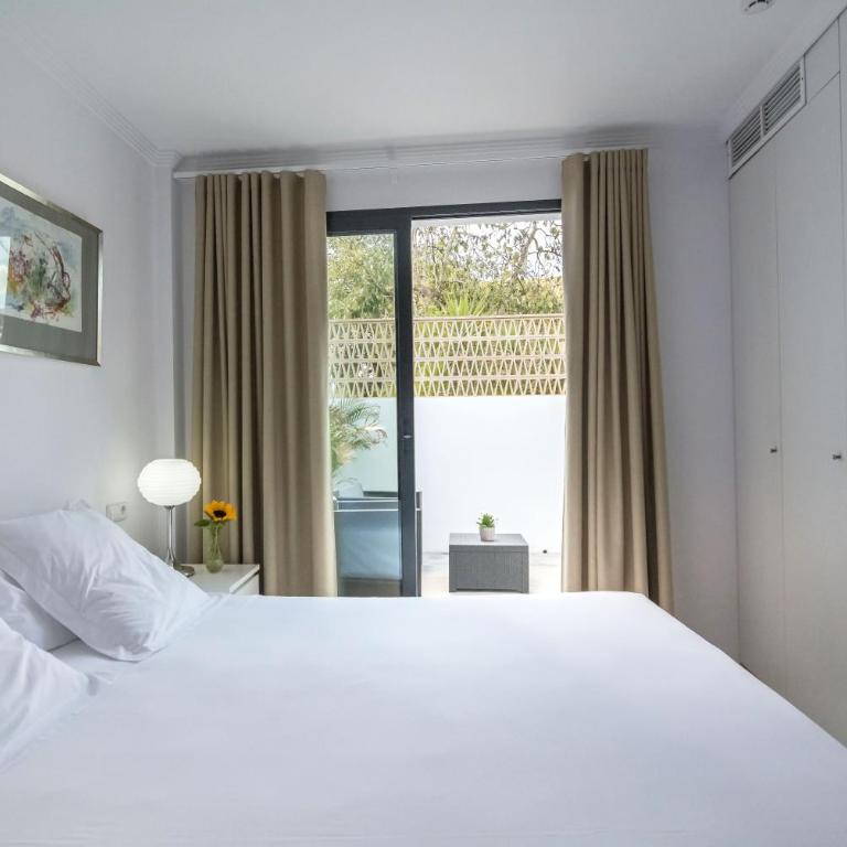Hotel Nou Romà - Budget Standard double room with terraze (2 Adultos) - Annexe - 10