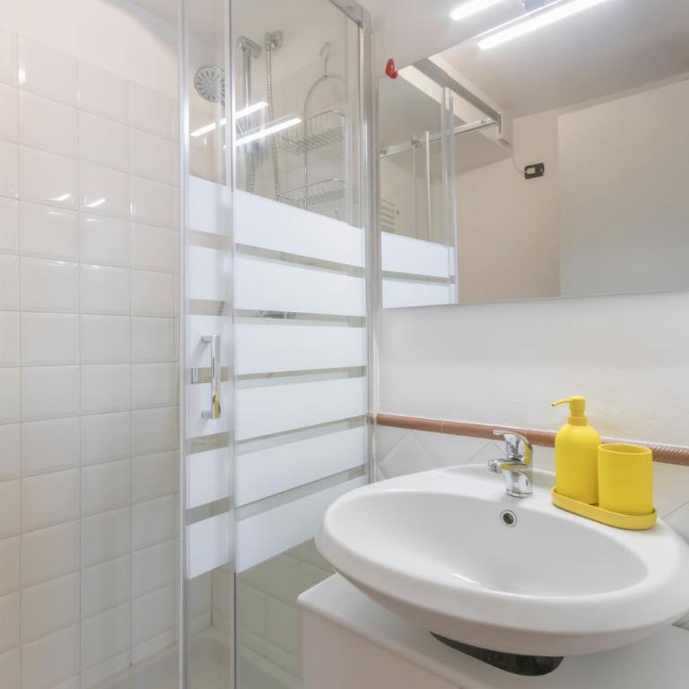 DUOMO Relax in centro, WiFi, Aria Condizionata - One-Bedroom Apartment - 5
