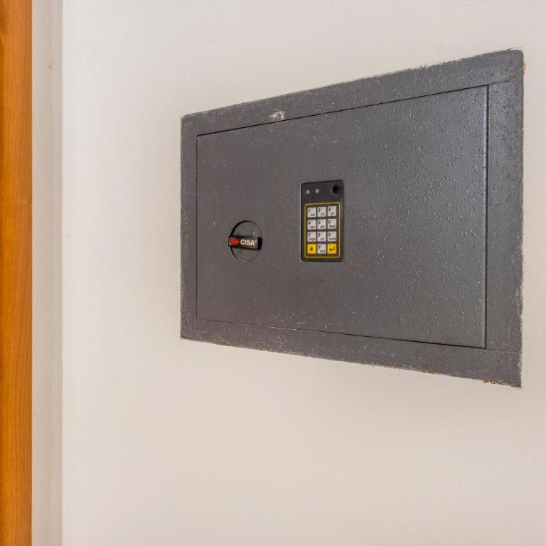 Stazione 200m - Wifi - Aria condizionata - Smart TV - Appartamento con 1 Camera da Letto - 20