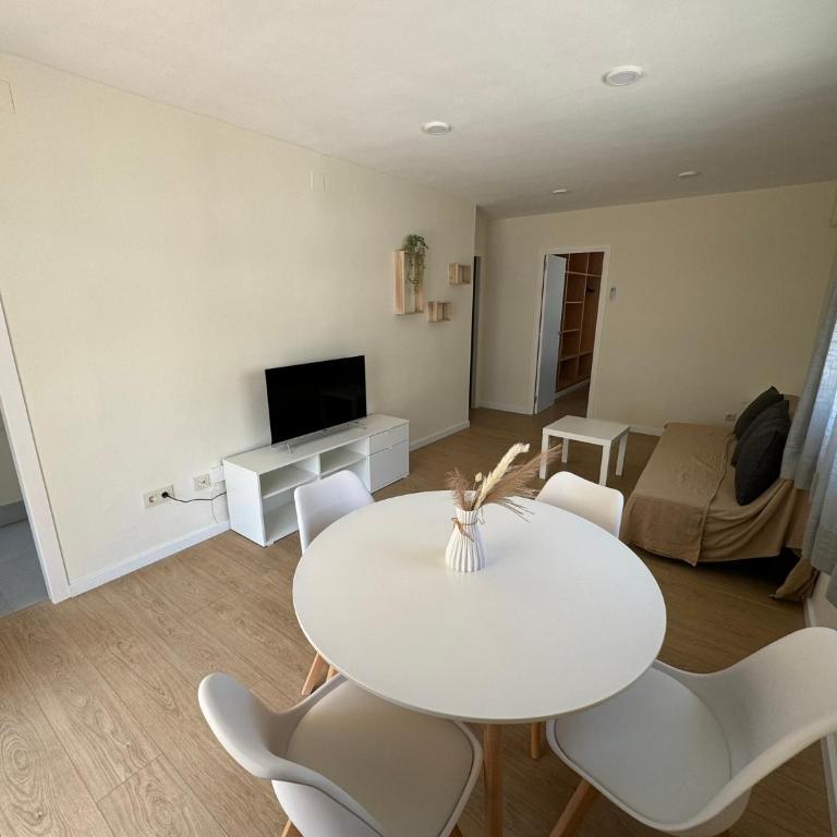 M10 Salou apartaments - One-Bedroom Apartment with Terrace - 5