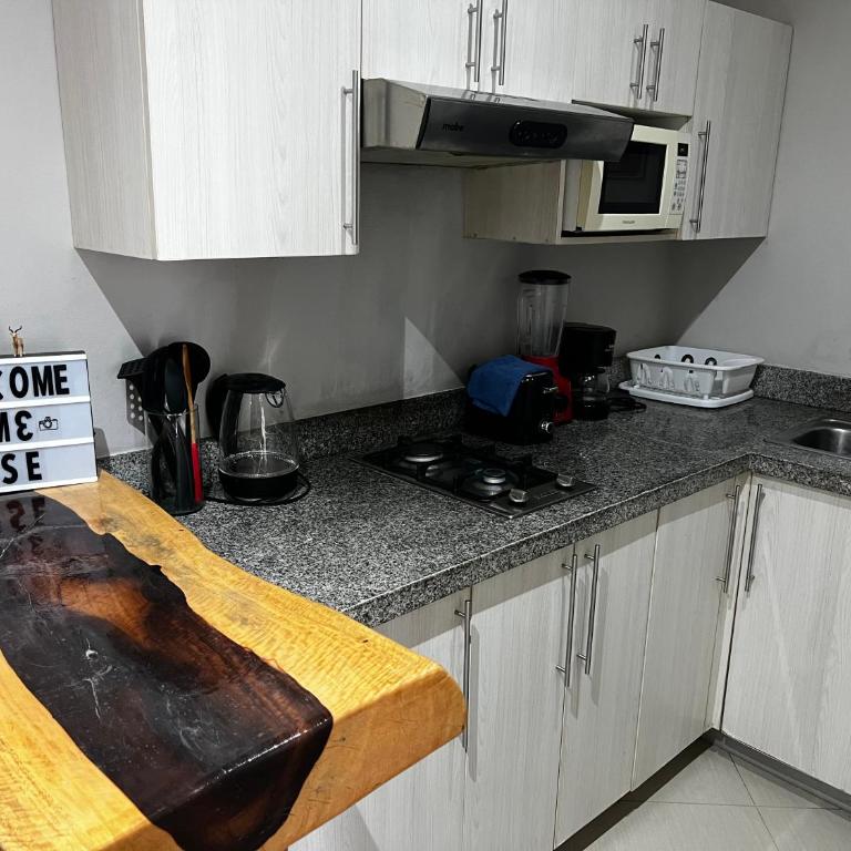 Playa Centro Rooftop Apartments & Studios - Deluxe Apartment - 2