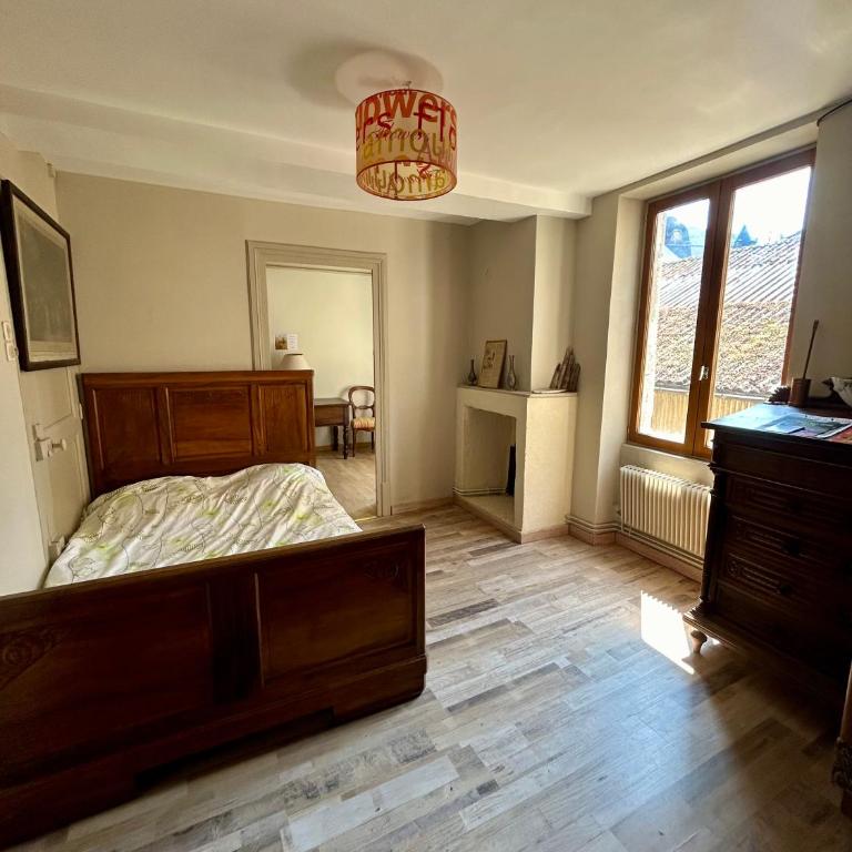 100metres du château au 116 Rue de la République vizille - Appartement 2 Chambres - 8