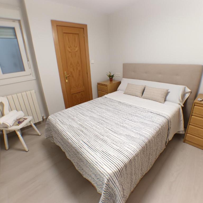 Pensión La Estación - Habitación Doble con baño privado - 9