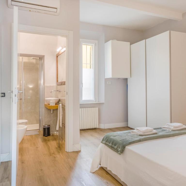 ViaEmilia 2 min dal centro, 4 Persone, WIFI, Aria condizionata - Appartamento con 1 Camera da Letto - 16