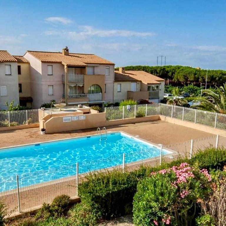 Bel appartement avec terrasse - Apartamento de 1 dormitorio - 3