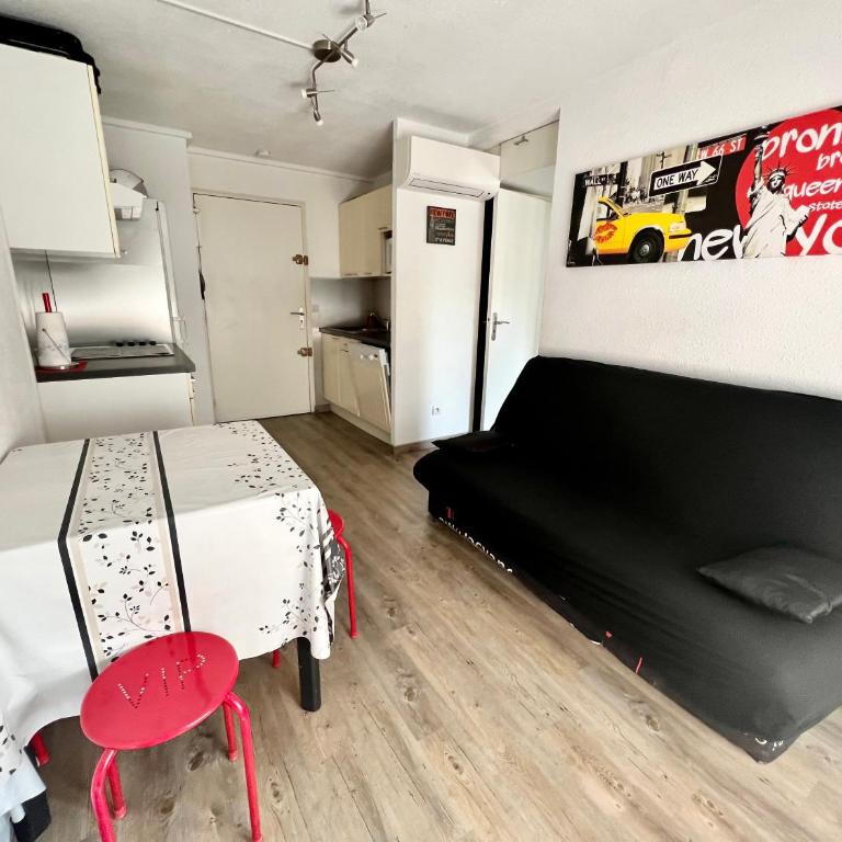 Bel appartement avec terrasse - Apartamento de 1 dormitorio - 9