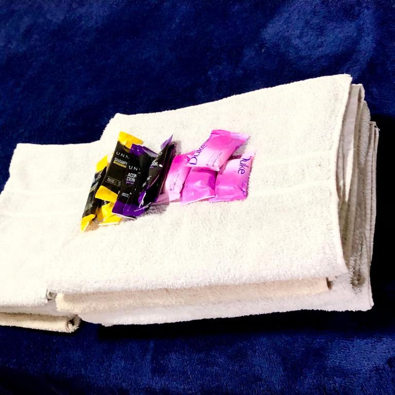 Tres Fronteras - Habitación Cuádruple con baño privado - 12