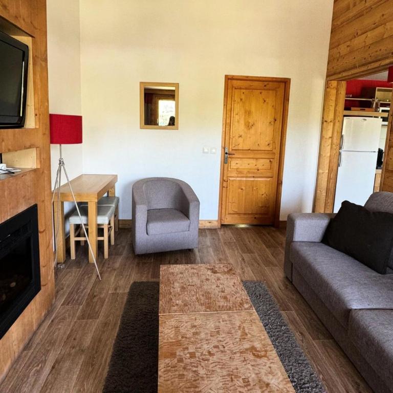 Résidence Le Centaure - Bel appartement avec grand séjour · Résidence ski aux pieds · Exposition sud ouest MAE-0671 - Appartement - 1