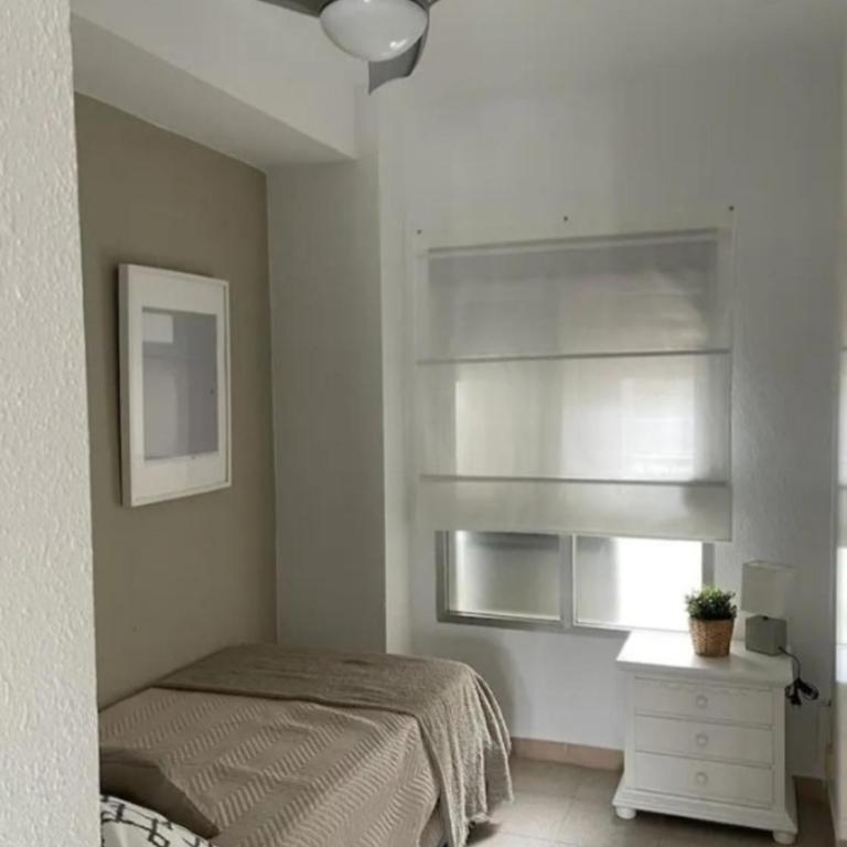 Apartamento Premium frente al mar, en primera linea de playa - Three-Bedroom Apartment - 16