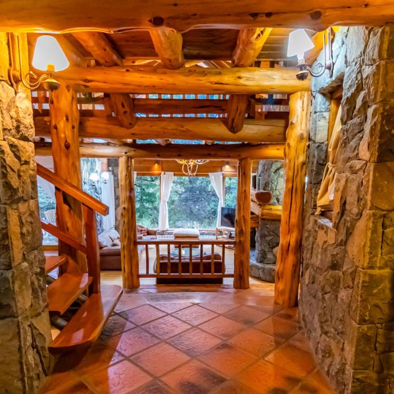 Amazing 4 Bedroom Chalet Villa Traful VT1 by Apartments Bariloche - Chalet Superior - 10