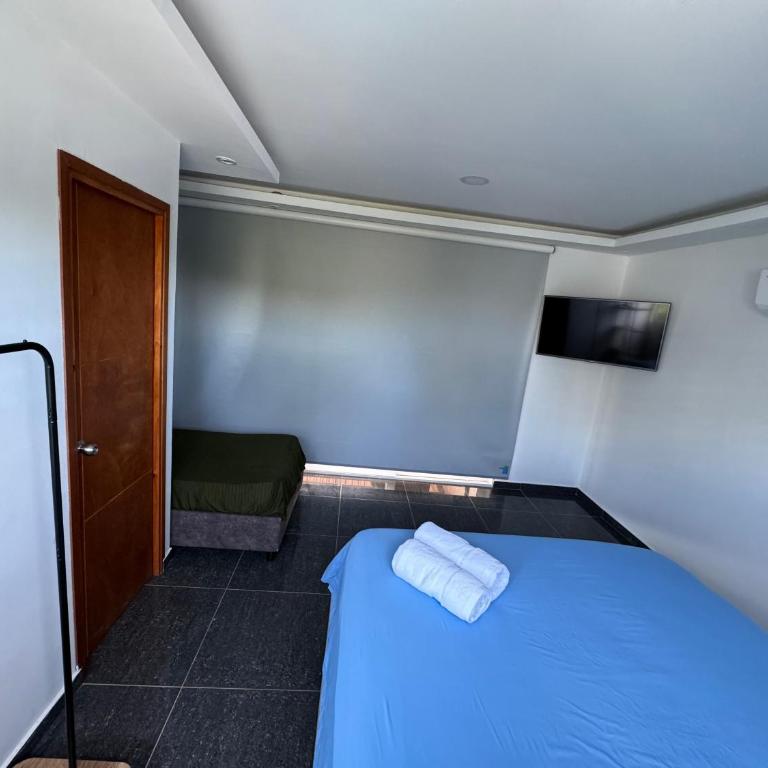 Hotel La Yarolina SAS - Twin Room - 5