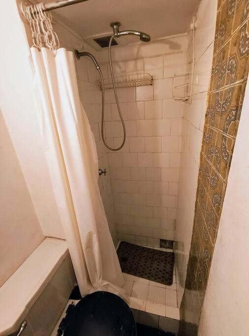 Close to airport and subway w breakfast - Apartamento de 1 dormitorio - 9