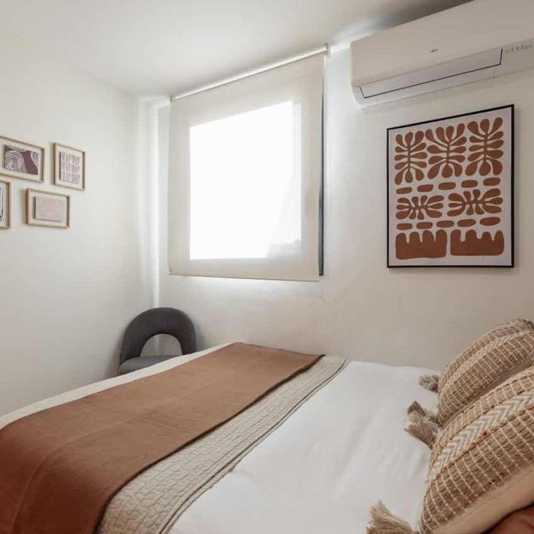 Penthouse in Barcelona with Large Terrace - Two-Bedroom Apartment - 19