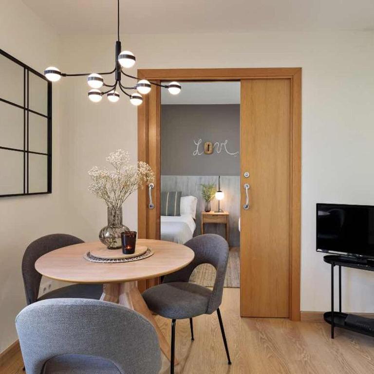 Penthouse in Barcelona with Large Terrace - Two-Bedroom Apartment - 12