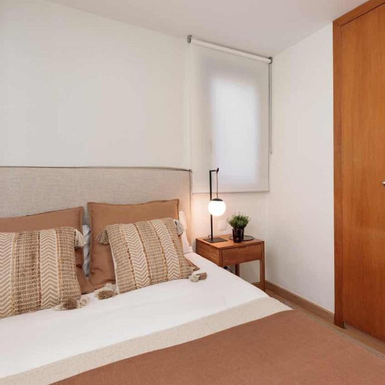 Penthouse in Barcelona with Large Terrace - Two-Bedroom Apartment - 18