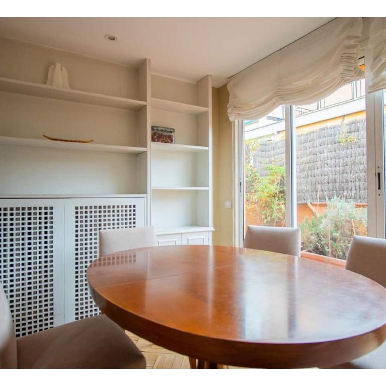 BALMES - Atico con terraza en Sant Gervasi - Three-Bedroom Apartment - 5