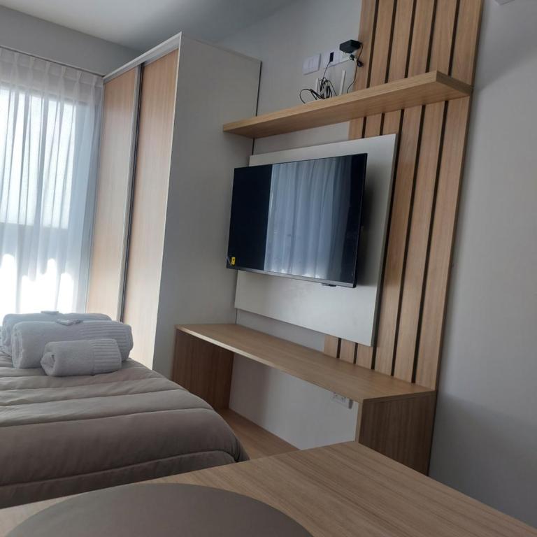 Elegante y luminoso departamento con cochera chica - One-Bedroom Apartment - 1