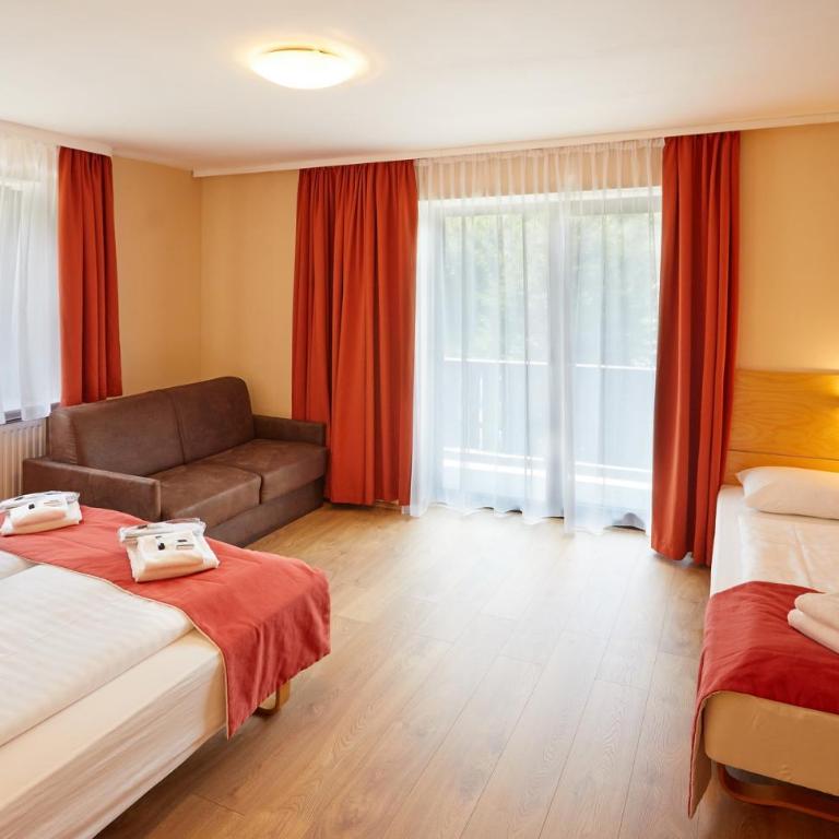 Residence AlpenHeart - Dreibettzimmer mit Balkon und Bergblick - 3