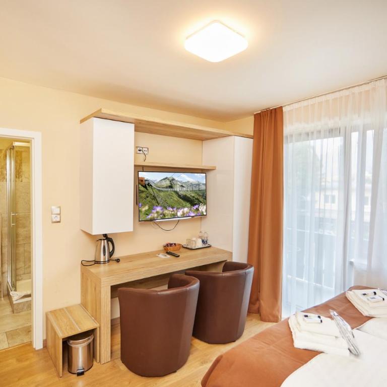 Residence AlpenHeart - Economy Doppelzimmer mit Balkon - 3