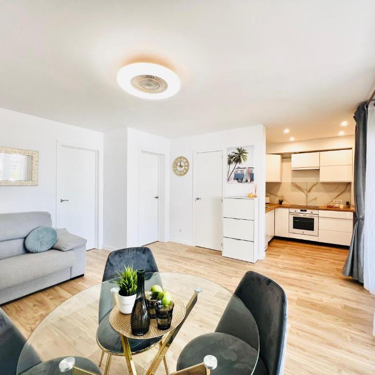 PaulMarie City Apartment in Costa Adeje - Two-Bedroom Apartment - 17