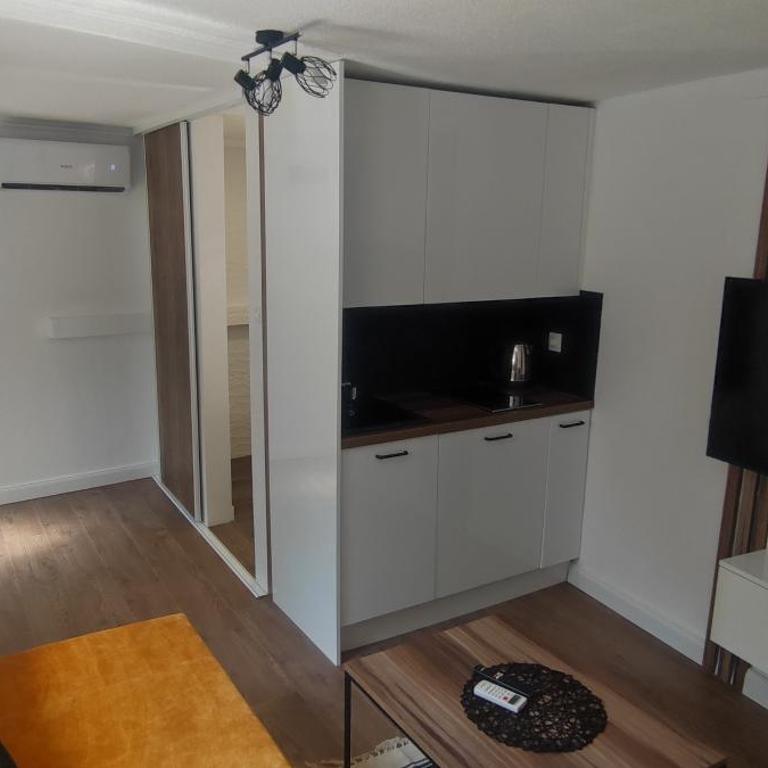 El Higo Apartments - Studio with Garden View - 3