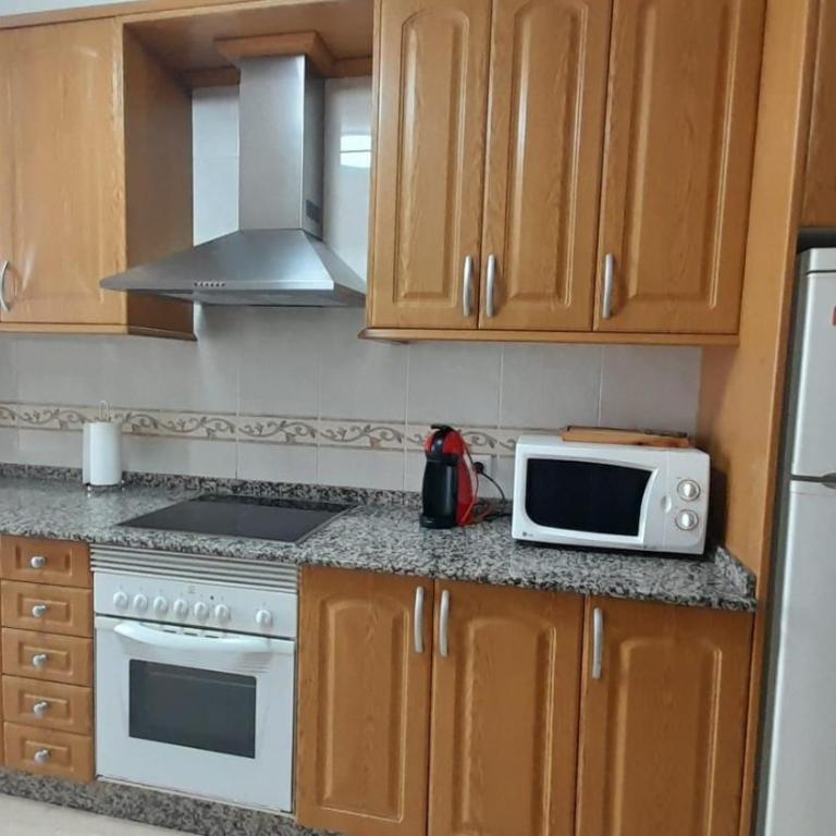 Apartment-Sleeps6-Parking-Terrace - Apartamento - 4
