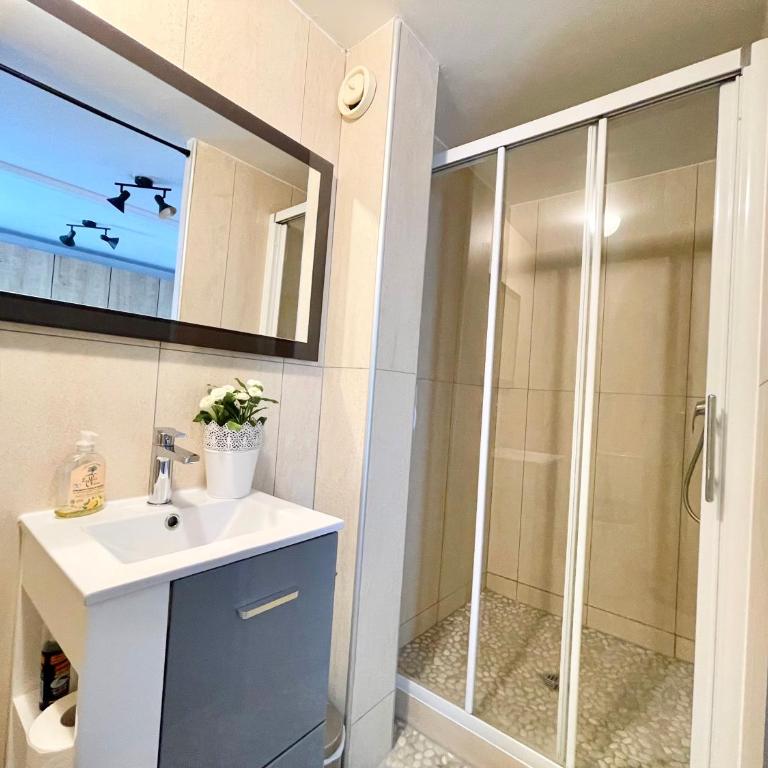 PGH N24 - Duplex sur le Port avec Parking Privé - Appartement 2 Chambres - 16